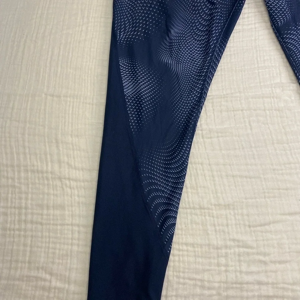 Nike Dri Fit Blue White Geometric‎ Wave Full Length Leggings Womens 1X
